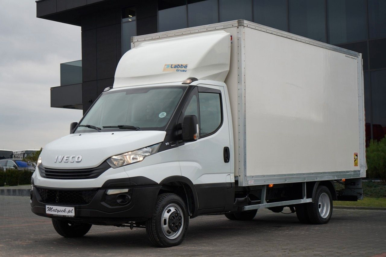 Iveco DAILY 35-140 / KONTENER 4,2 M / WINDA / BLIŹNIAK - Tarbesõiduk külmik: pilt 1 Iveco DAILY 35-140 / KONTENER 4,2 M / WINDA / BLIŹNIAK - Tarbesõiduk külmik: pilt 1