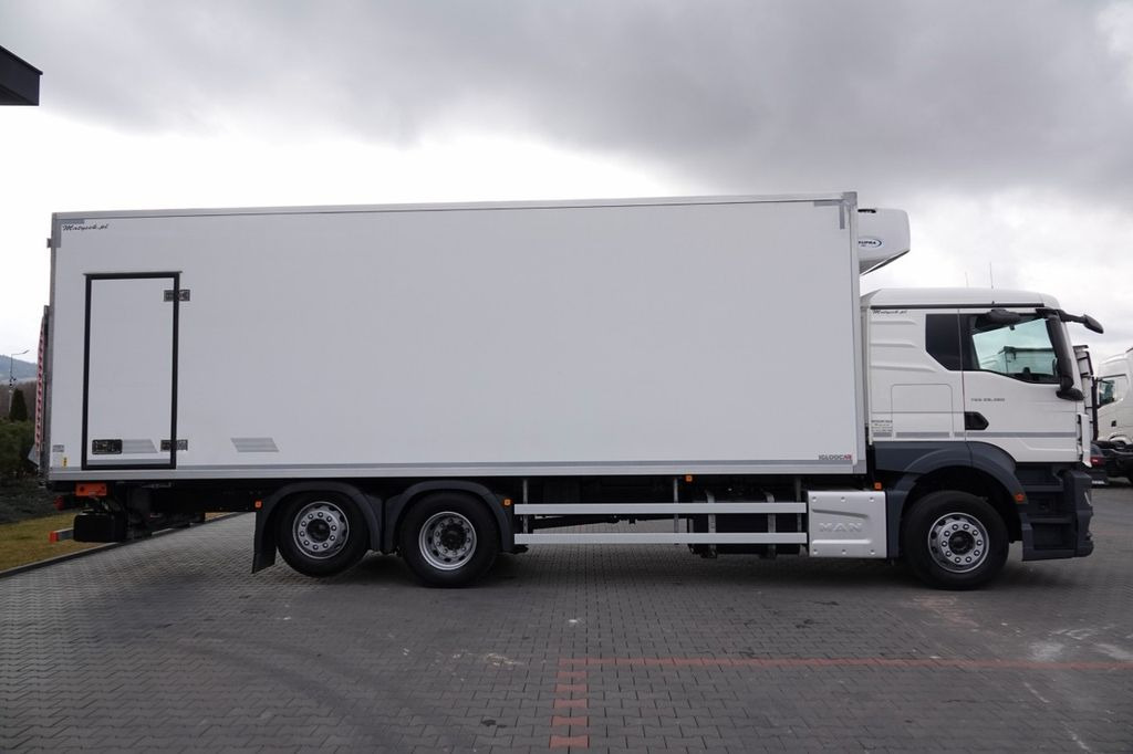 Külmutiga veoauto MAN TGS 26.360 / 6x2 / CHŁODNIA -8,2 M / SUPRA 850MT MAN TGS 26.360 / 6x2 / CHŁODNIA -8,2 M / SUPRA 850MT: pilt 8 Külmutiga veoauto MAN TGS 26.360 / 6x2 / CHŁODNIA -8,2 M / SUPRA 850MT MAN TGS 26.360 / 6x2 / CHŁODNIA -8,2 M / SUPRA 850MT: pilt 8