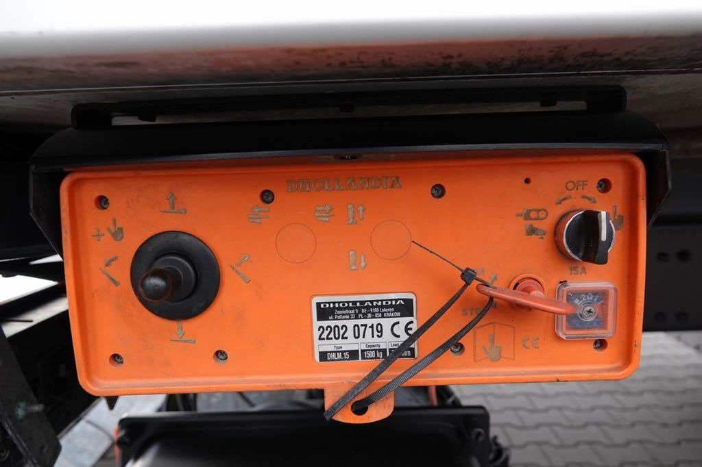 Külmutiga veoauto MAN TGS 26.360 / 6x2 / CHŁODNIA -8,2 M / SUPRA 850MT MAN TGS 26.360 / 6x2 / CHŁODNIA -8,2 M / SUPRA 850MT: pilt 12 Külmutiga veoauto MAN TGS 26.360 / 6x2 / CHŁODNIA -8,2 M / SUPRA 850MT MAN TGS 26.360 / 6x2 / CHŁODNIA -8,2 M / SUPRA 850MT: pilt 12