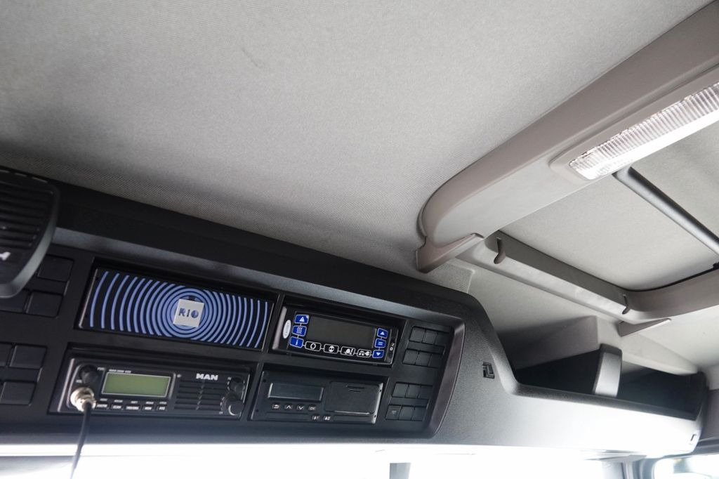 Külmutiga veoauto MAN TGS 26.360 / 6x2 / CHŁODNIA -8,2 M / SUPRA 850MT MAN TGS 26.360 / 6x2 / CHŁODNIA -8,2 M / SUPRA 850MT: pilt 14 Külmutiga veoauto MAN TGS 26.360 / 6x2 / CHŁODNIA -8,2 M / SUPRA 850MT MAN TGS 26.360 / 6x2 / CHŁODNIA -8,2 M / SUPRA 850MT: pilt 14