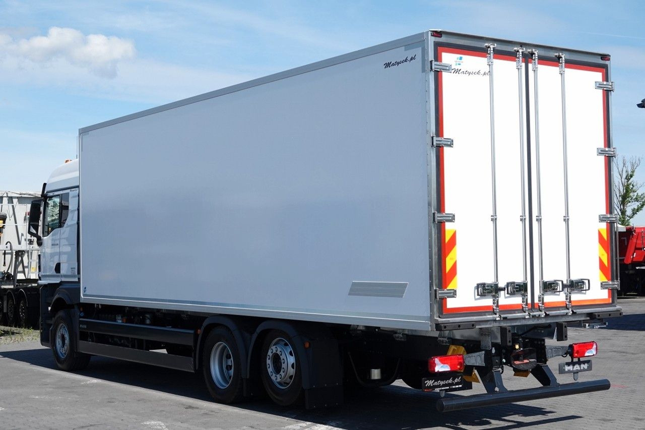 MAN TGX 26.520 / 6x2 / CHŁODNIA -8,6 M / AGREGAT THE - Kasti veoauto: pilt 3 MAN TGX 26.520 / 6x2 / CHŁODNIA -8,6 M / AGREGAT THE - Kasti veoauto: pilt 3