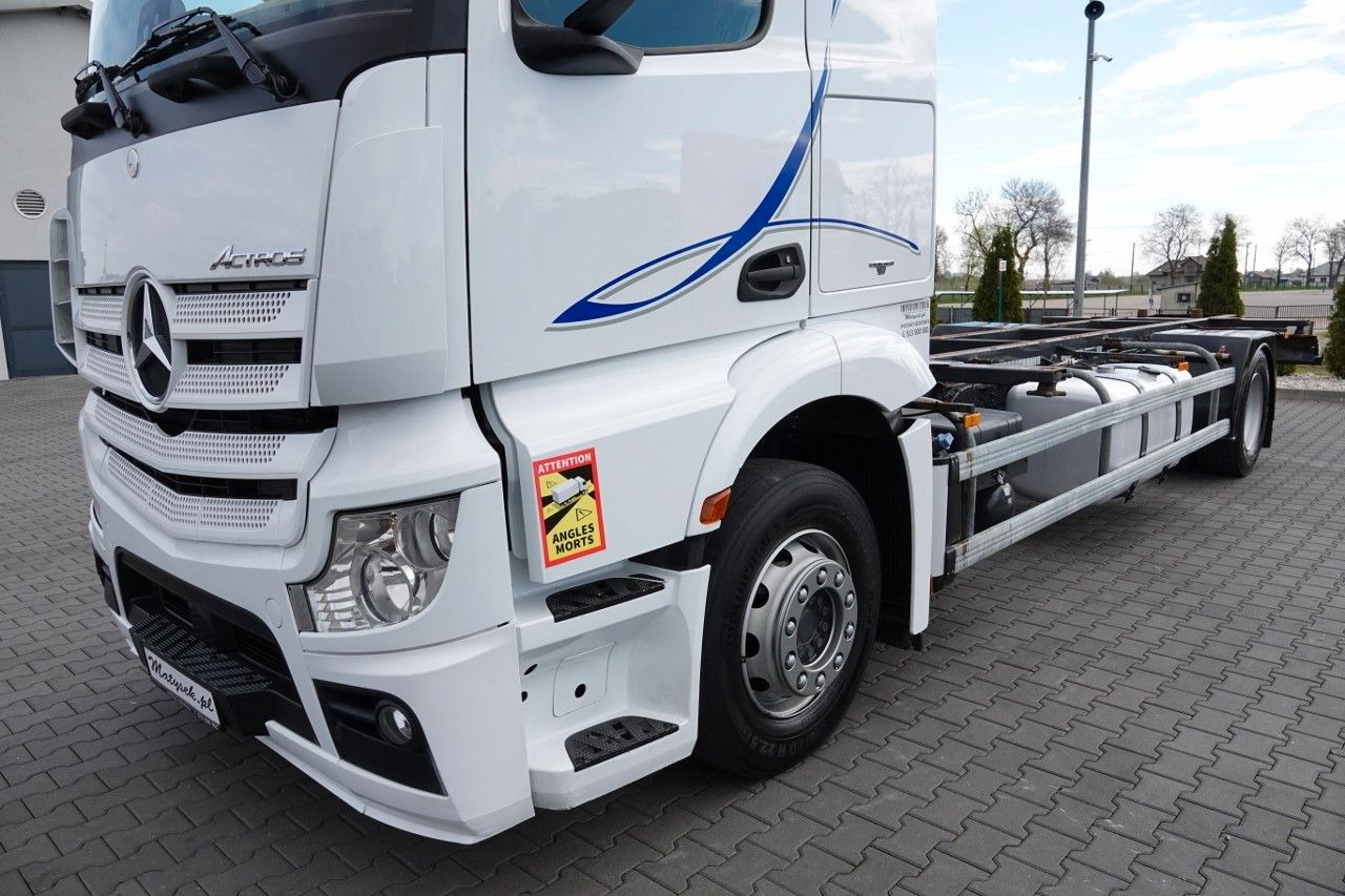 Mercedes-Benz ACTROS 1845  / BDF  / DO PRZEWOZU KONTENERÓW / liising Mercedes-Benz ACTROS 1845  / BDF  / DO PRZEWOZU KONTENERÓW /: pilt 8