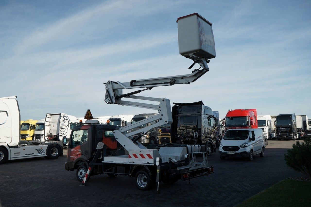Nissan CABSTAR / ZWYŻKA 16,3 METRÓW / BLIŹNIAK / UDŹWIG - Veoautolt tõusev platvorm: pilt 4 Nissan CABSTAR / ZWYŻKA 16,3 METRÓW / BLIŹNIAK / UDŹWIG - Veoautolt tõusev platvorm: pilt 4