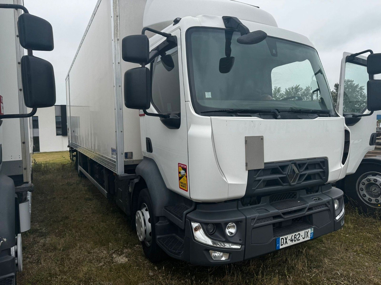 Renault D16 210 / 4x2 / KONTENER / 8.5M / WINDA DHOLLAND - Kasti veoauto: pilt 1 Renault D16 210 / 4x2 / KONTENER / 8.5M / WINDA DHOLLAND - Kasti veoauto: pilt 1