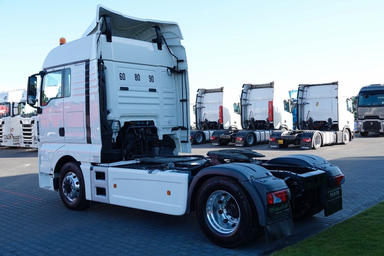 MAN TGX 18.480 / 4x4 / HYDRAULIKA / HYDRODRIVE / EUR MAN TGX 18.480 / 4x4 / HYDRAULIKA / HYDRODRIVE / EUR - Sadulveok: pilt 4 MAN TGX 18.480 / 4x4 / HYDRAULIKA / HYDRODRIVE / EUR MAN TGX 18.480 / 4x4 / HYDRAULIKA / HYDRODRIVE / EUR - Sadulveok: pilt 4