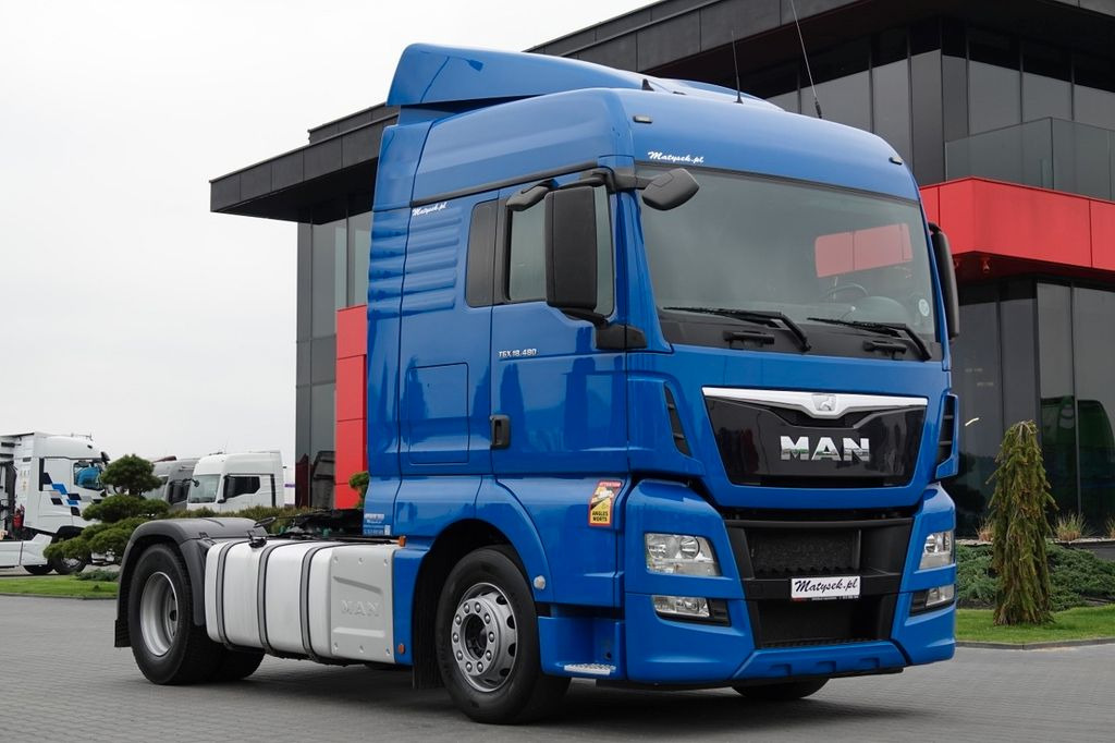 MAN TGX 18. 480 / MANUAL / XLX / 2015 ROK / 1400 L MAN TGX 18. 480 / MANUAL / XLX / 2015 ROK / 1400 L - Sadulveok: pilt 2 MAN TGX 18. 480 / MANUAL / XLX / 2015 ROK / 1400 L MAN TGX 18. 480 / MANUAL / XLX / 2015 ROK / 1400 L - Sadulveok: pilt 2