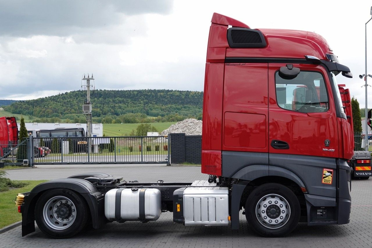 Mercedes-Benz ACTROS 1845 / LOW DECK / MEGA / BIG SPACE / PO K - Sadulveok: pilt 5 Mercedes-Benz ACTROS 1845 / LOW DECK / MEGA / BIG SPACE / PO K - Sadulveok: pilt 5