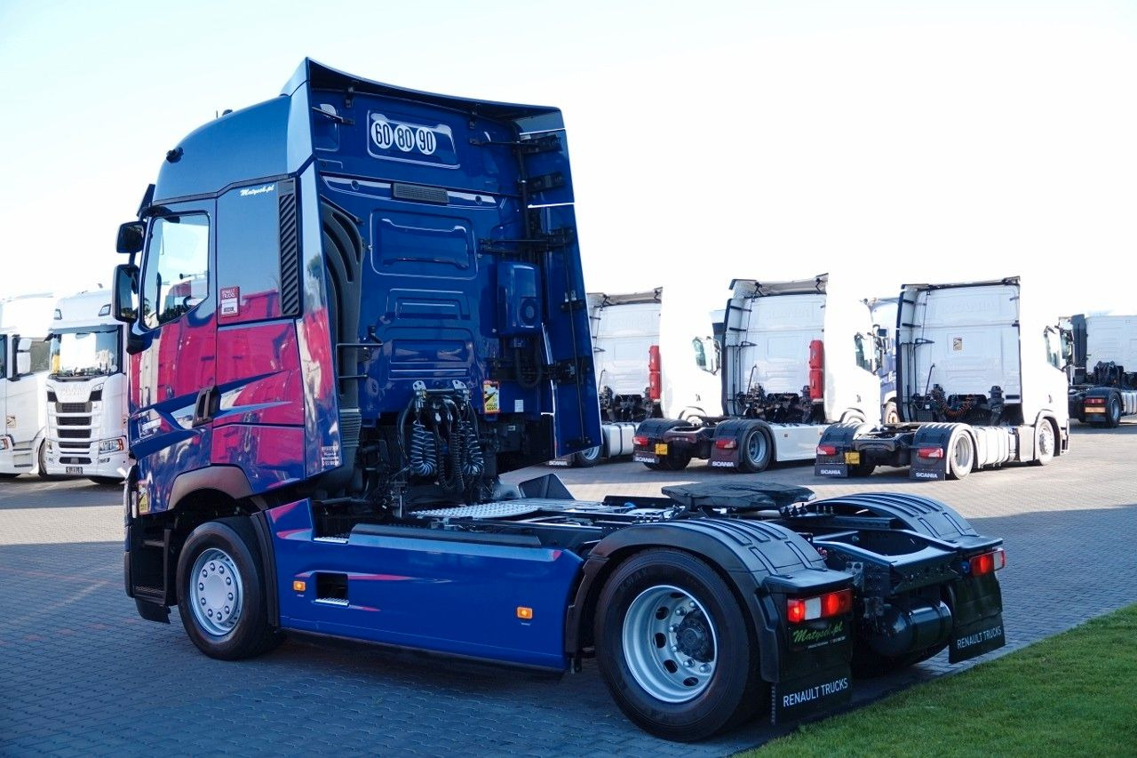 Renault T 520 / 13 L / RETARDER / I-PARK COOL / SKÓRY / Renault T 520 / 13 L / RETARDER / I-PARK COOL / SKÓRY / - Sadulveok: pilt 4 Renault T 520 / 13 L / RETARDER / I-PARK COOL / SKÓRY / Renault T 520 / 13 L / RETARDER / I-PARK COOL / SKÓRY / - Sadulveok: pilt 4