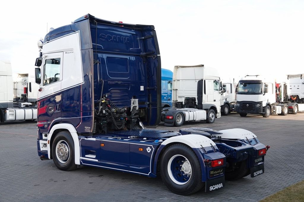 Scania S 580 / V8 / RETARDER / FULL AIRMATIC / I-PARK C - Sadulveok: pilt 4 Scania S 580 / V8 / RETARDER / FULL AIRMATIC / I-PARK C - Sadulveok: pilt 4