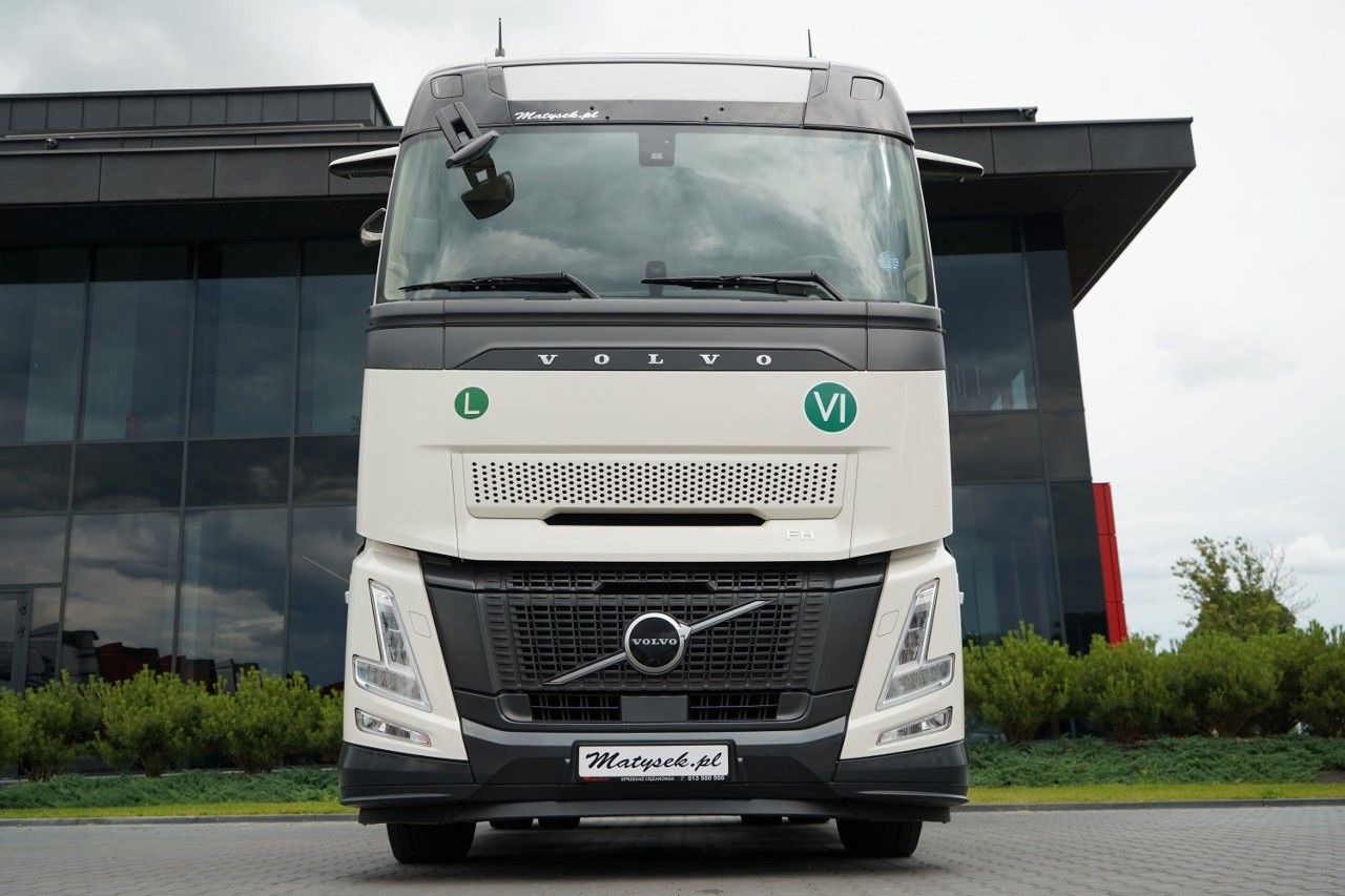 Volvo FH 500 AERO / 2025 ROK / I-SAVE / XXL / 50 TYS. - Sadulveok: pilt 2 Volvo FH 500 AERO / 2025 ROK / I-SAVE / XXL / 50 TYS. - Sadulveok: pilt 2