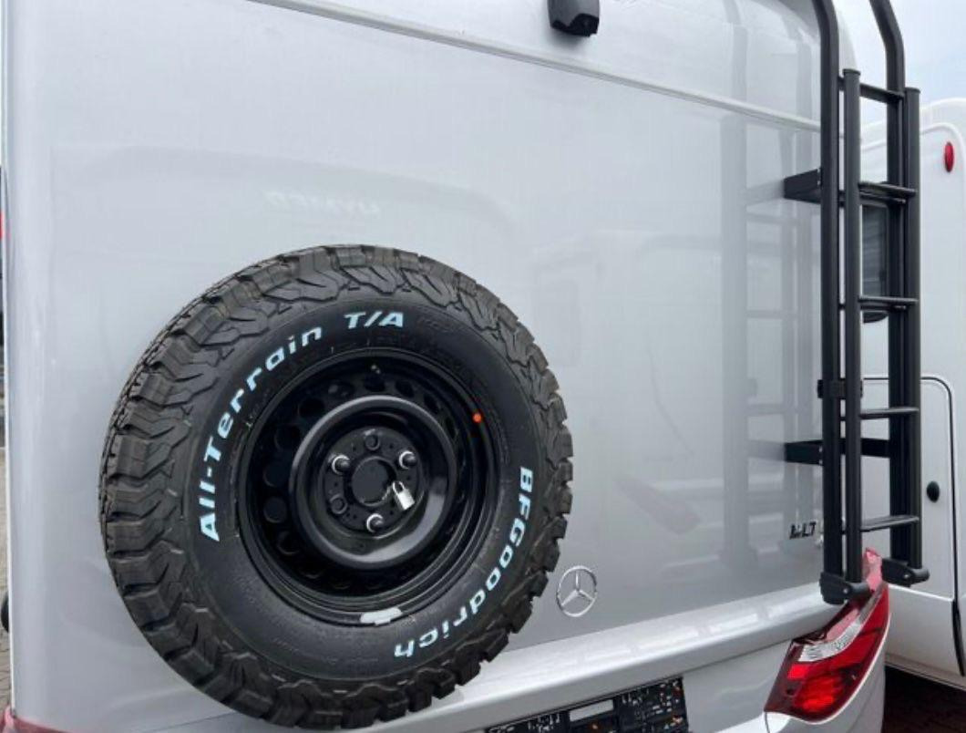 HYMER / ERIBA MLT 570 Cross Over - Poolintegreeritud matkaauto: pilt 5 HYMER / ERIBA MLT 570 Cross Over - Poolintegreeritud matkaauto: pilt 5