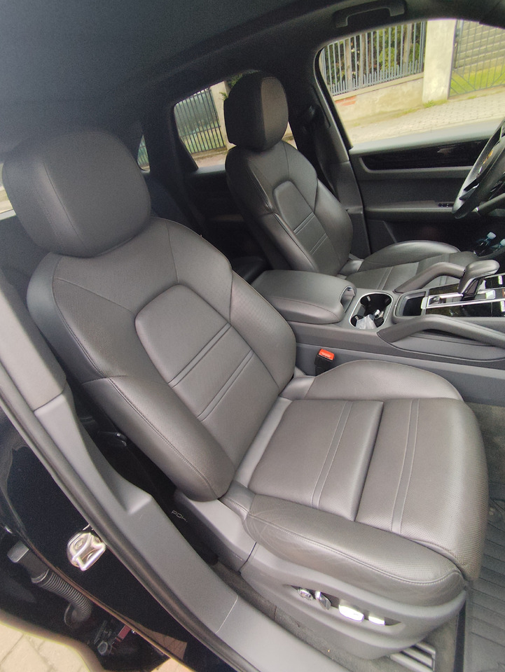 Auto PORSCHE CAYENNE: pilt 8