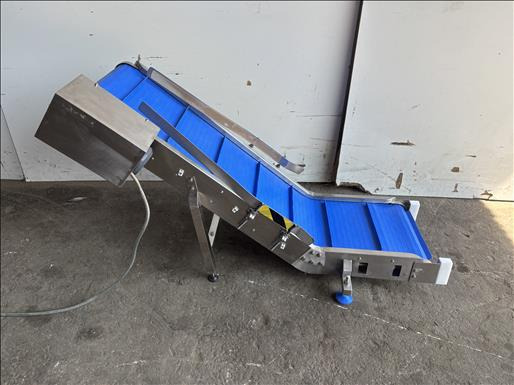 NNP Flighted elevator conveyor - Konveier: pilt 1 NNP Flighted elevator conveyor - Konveier: pilt 1