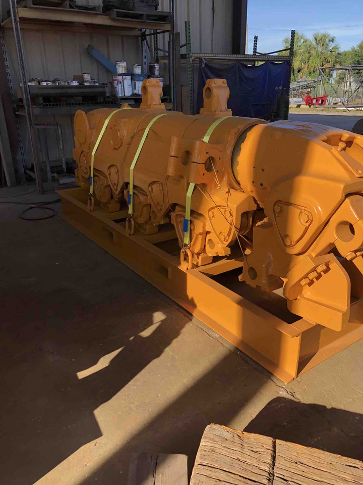 Komatsu D375A-6 - Sadulveok - Õhusõidukite maapealsed teenindusseadmed: pilt 2 Komatsu D375A-6 - Sadulveok - Õhusõidukite maapealsed teenindusseadmed: pilt 2