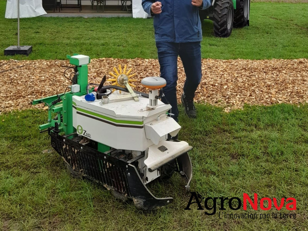 Naïo Robot Oz MARAICHAGE - Põllutööseade: pilt 1 Naïo Robot Oz MARAICHAGE - Põllutööseade: pilt 1