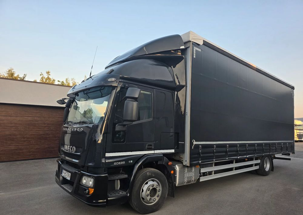 Iveco EUROCARGO 160E28 19 PAL. / FIRANKA / MANUAL / - Tent veoauto: pilt 1 Iveco EUROCARGO 160E28 19 PAL. / FIRANKA / MANUAL / - Tent veoauto: pilt 1