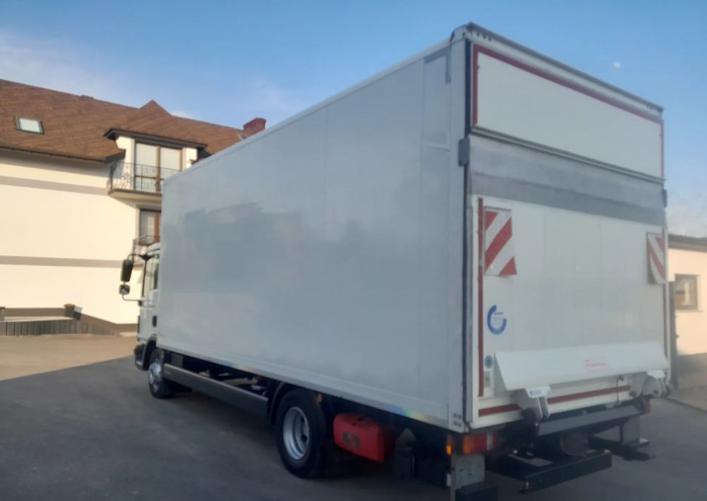MAN TGL 12.250 NAUKA JAZDY / ELKA / L / MANUAL 8 / - Tent veoauto: pilt 2 MAN TGL 12.250 NAUKA JAZDY / ELKA / L / MANUAL 8 / - Tent veoauto: pilt 2