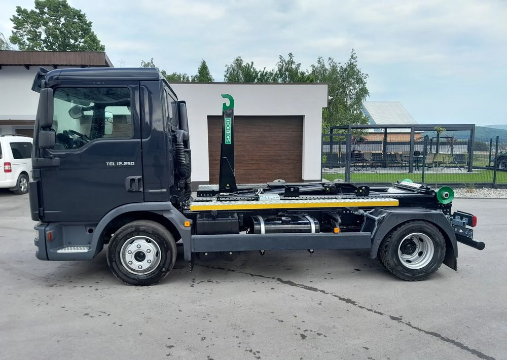 MAN TGL 12.250 nowe urządzenie hakowe SKIBICKI HKS 8/3300 ATEGO / TGM - Konkstõstukiga veoauto: pilt 1 MAN TGL 12.250 nowe urządzenie hakowe SKIBICKI HKS 8/3300 ATEGO / TGM - Konkstõstukiga veoauto: pilt 1