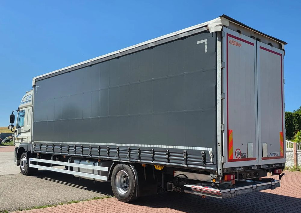 DAF CF290 / CF320 / FIRANKA / WINDA DHOLLANDIA / E6/ JEDEN WŁAŚCICIEL / SPROWADZONY / 22PALETY / 2019/ PODNOSZONY DACH / JAK NOWY - Tent veoauto: pilt 5 DAF CF290 / CF320 / FIRANKA / WINDA DHOLLANDIA / E6/ JEDEN WŁAŚCICIEL / SPROWADZONY / 22PALETY / 2019/ PODNOSZONY DACH / JAK NOWY - Tent veoauto: pilt 5