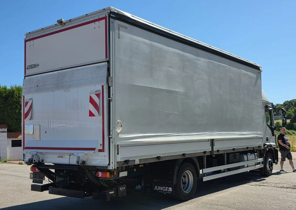 Iveco EUROCARGO 160E320/FIRANKA/WINDA/AUTOMAT/NISKI PRZEBIEG/E6/SPROWADZONY/PIERWSZY WŁAŚCICIEL - Tent veoauto: pilt 5 Iveco EUROCARGO 160E320/FIRANKA/WINDA/AUTOMAT/NISKI PRZEBIEG/E6/SPROWADZONY/PIERWSZY WŁAŚCICIEL - Tent veoauto: pilt 5