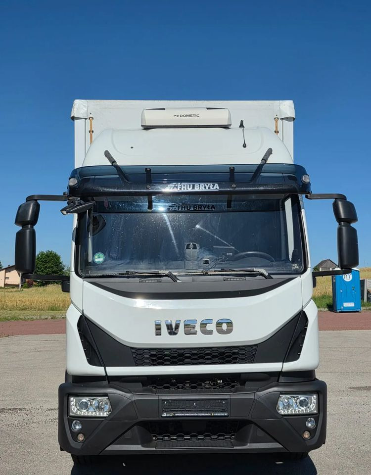 Iveco EUROCARGO 160E320/FIRANKA/WINDA/AUTOMAT/NISKI PRZEBIEG/E6/SPROWADZONY/PIERWSZY WŁAŚCICIEL - Tent veoauto: pilt 3 Iveco EUROCARGO 160E320/FIRANKA/WINDA/AUTOMAT/NISKI PRZEBIEG/E6/SPROWADZONY/PIERWSZY WŁAŚCICIEL - Tent veoauto: pilt 3