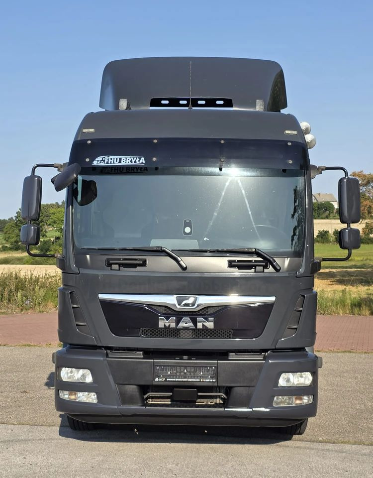 MAN TGM 15.290 / RAMA DO ZABUDOWY / AUTOMAT / SPROWADZONY / E6 / LIFT / ROZSTAW OSI 5.5M / LAWETA / POMOC DROGOWA / STAN BARDZO DOBRY/ - Kabiinišassiiga veoauto: pilt 5 MAN TGM 15.290 / RAMA DO ZABUDOWY / AUTOMAT / SPROWADZONY / E6 / LIFT / ROZSTAW OSI 5.5M / LAWETA / POMOC DROGOWA / STAN BARDZO DOBRY/ - Kabiinišassiiga veoauto: pilt 5