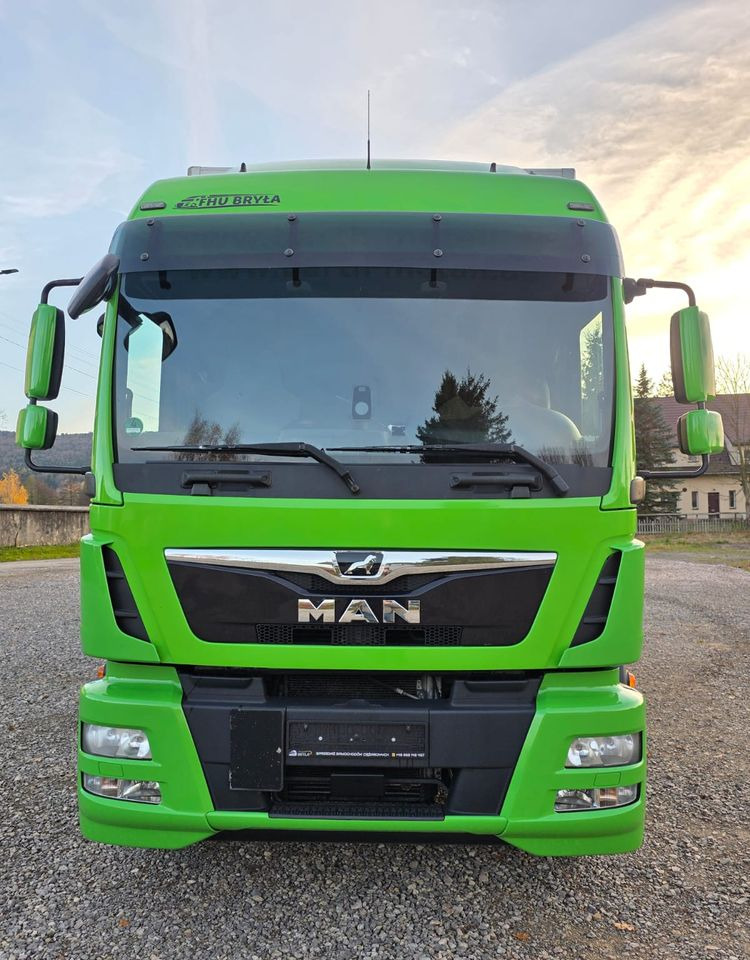 MAN TGM 18.320 / 18.290 / 15.290 / IZOTERMA / WINDA / 19PALET / E6 / 08.2018 / LIFT / SPROWADZONY / AUTOMAT / SYPIALKA / PIERWSZY WŁAŚCICIEL / BOCZNE DRZWI / STAN BARDZO DOBRY - Külmutiga veoauto: pilt 3 MAN TGM 18.320 / 18.290 / 15.290 / IZOTERMA / WINDA / 19PALET / E6 / 08.2018 / LIFT / SPROWADZONY / AUTOMAT / SYPIALKA / PIERWSZY WŁAŚCICIEL / BOCZNE DRZWI / STAN BARDZO DOBRY - Külmutiga veoauto: pilt 3