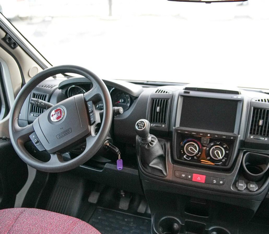 Knaus LIVE TRAVELLER 600 - Alkooven: pilt 5 Knaus LIVE TRAVELLER 600 - Alkooven: pilt 5