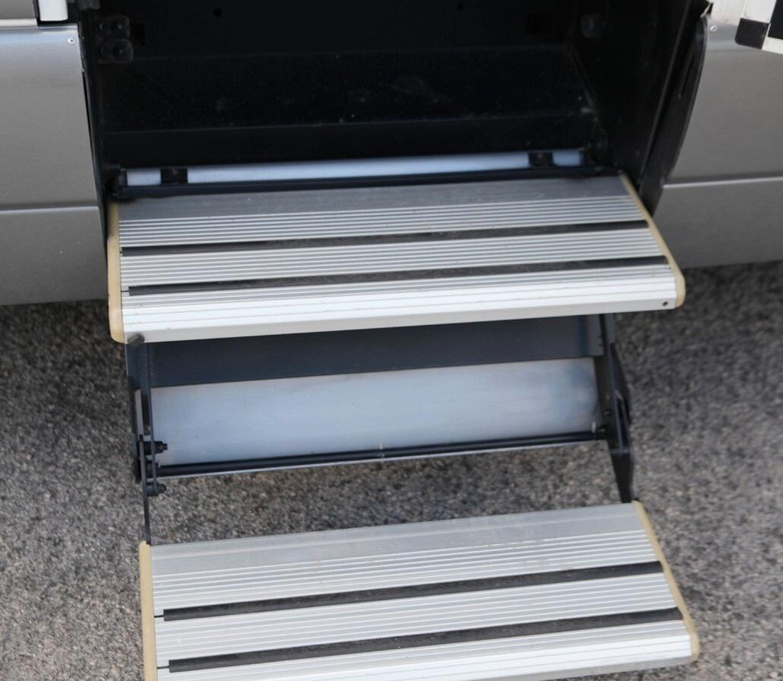 Laika REXOSLINE 620 - Täisintegreeritud matkaauto: pilt 5 Laika REXOSLINE 620 - Täisintegreeritud matkaauto: pilt 5