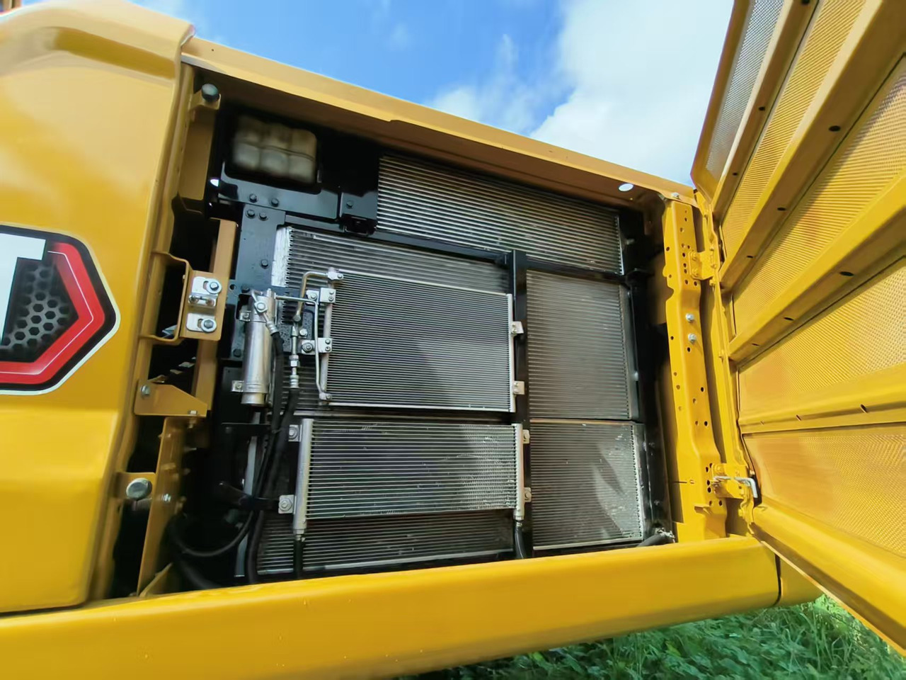 CATERPILLAR CAT336DL - Lintekskavaator: pilt 4 CATERPILLAR CAT336DL - Lintekskavaator: pilt 4