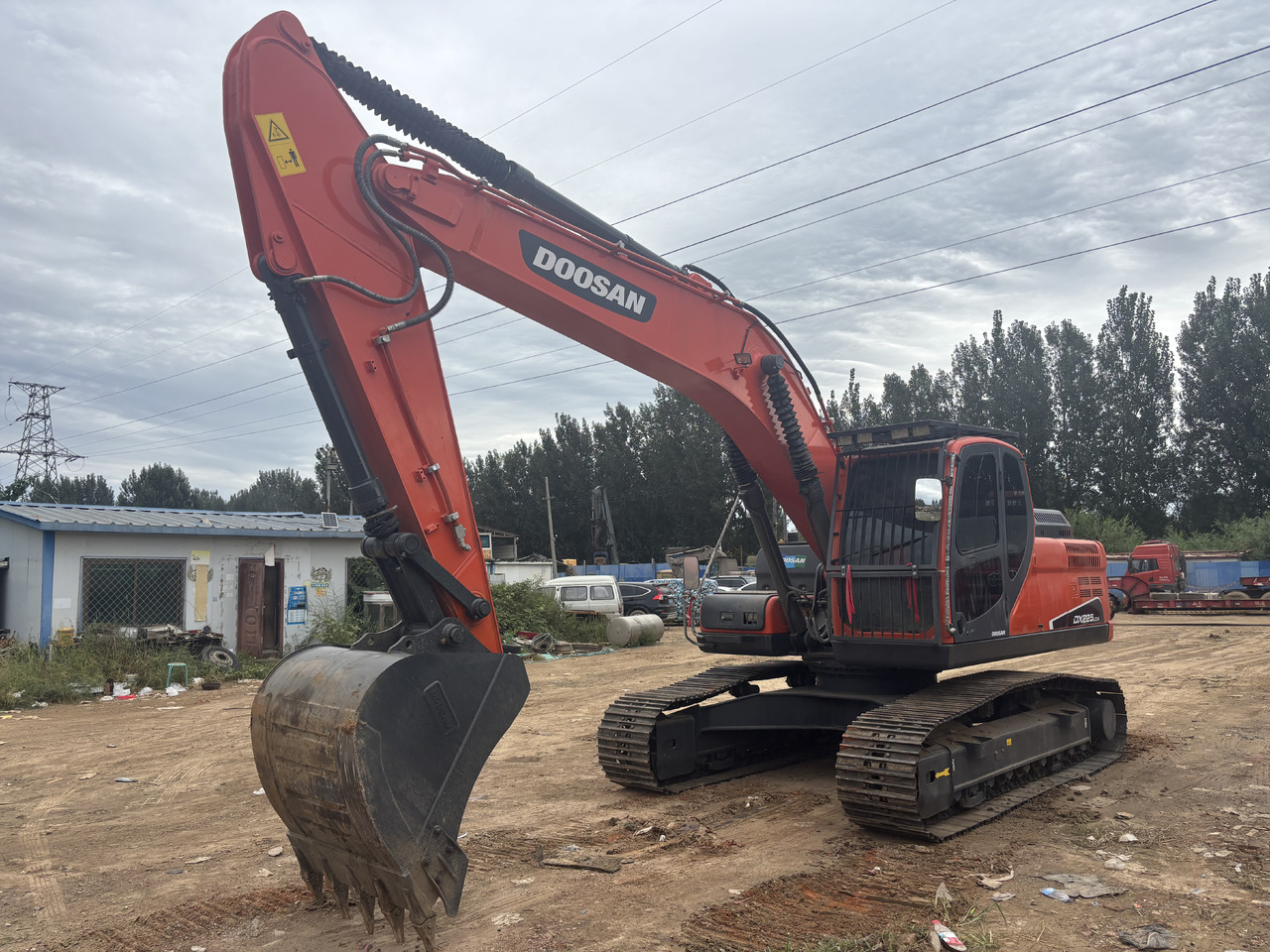 Doosan DX 225 Korea imports doosan DX225 - Lintekskavaator: pilt 3 Doosan DX 225 Korea imports doosan DX225 - Lintekskavaator: pilt 3