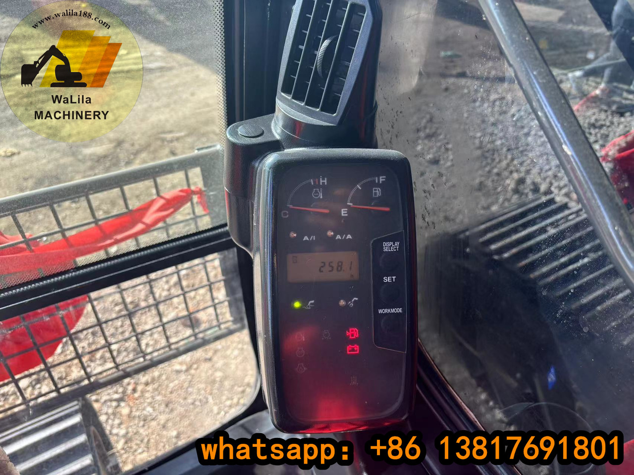 Hitachi ZX200-3G Hitachi zx200 zx200-3G - Lintekskavaator: pilt 4 Hitachi ZX200-3G Hitachi zx200 zx200-3G - Lintekskavaator: pilt 4