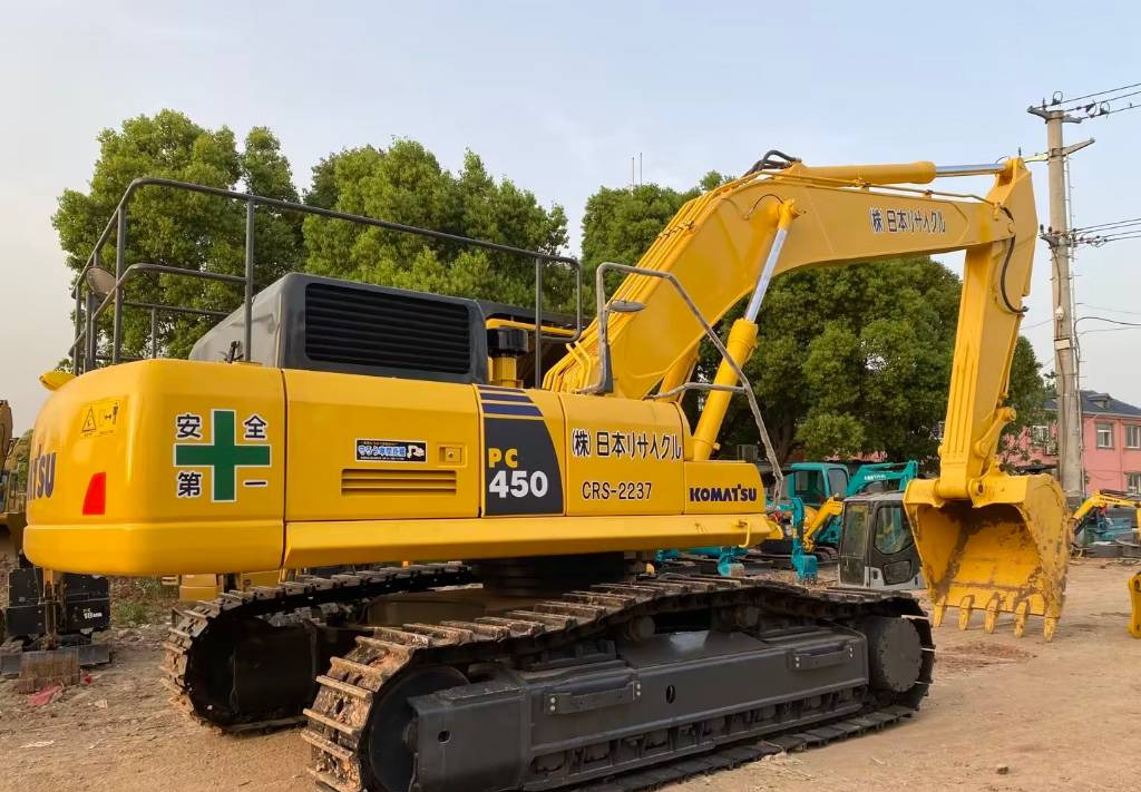 KOMATSU PC 450-8 - Lintekskavaator: pilt 2 KOMATSU PC 450-8 - Lintekskavaator: pilt 2