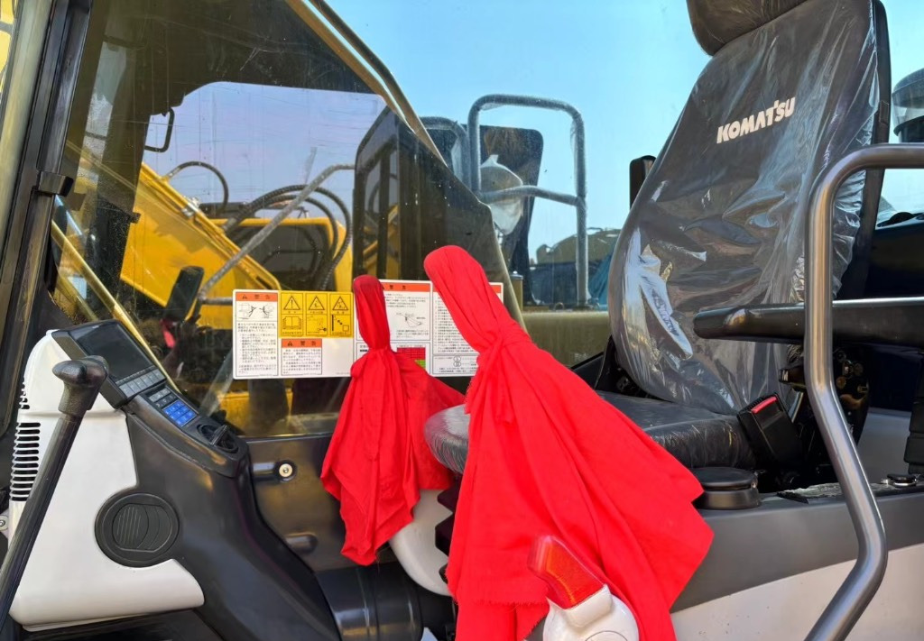 Komatsu PC 210 LC-8 - Lintekskavaator: pilt 5 Komatsu PC 210 LC-8 - Lintekskavaator: pilt 5