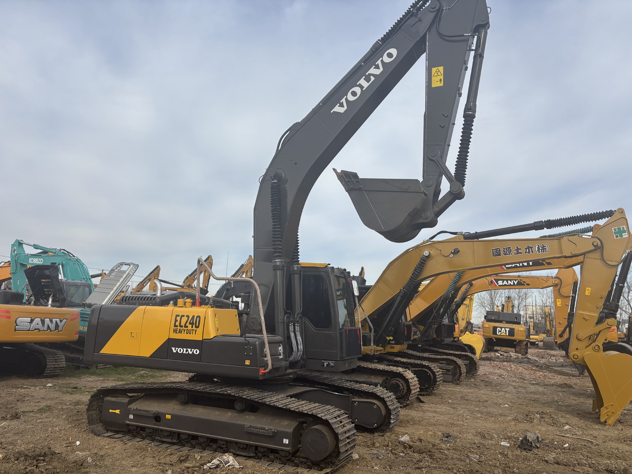 Volvo EC 240 - Lintekskavaator: pilt 5 Volvo EC 240 - Lintekskavaator: pilt 5