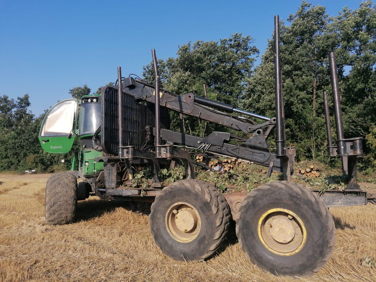 JOHN DEERE 1910E - Forwarder: pilt 4 JOHN DEERE 1910E - Forwarder: pilt 4