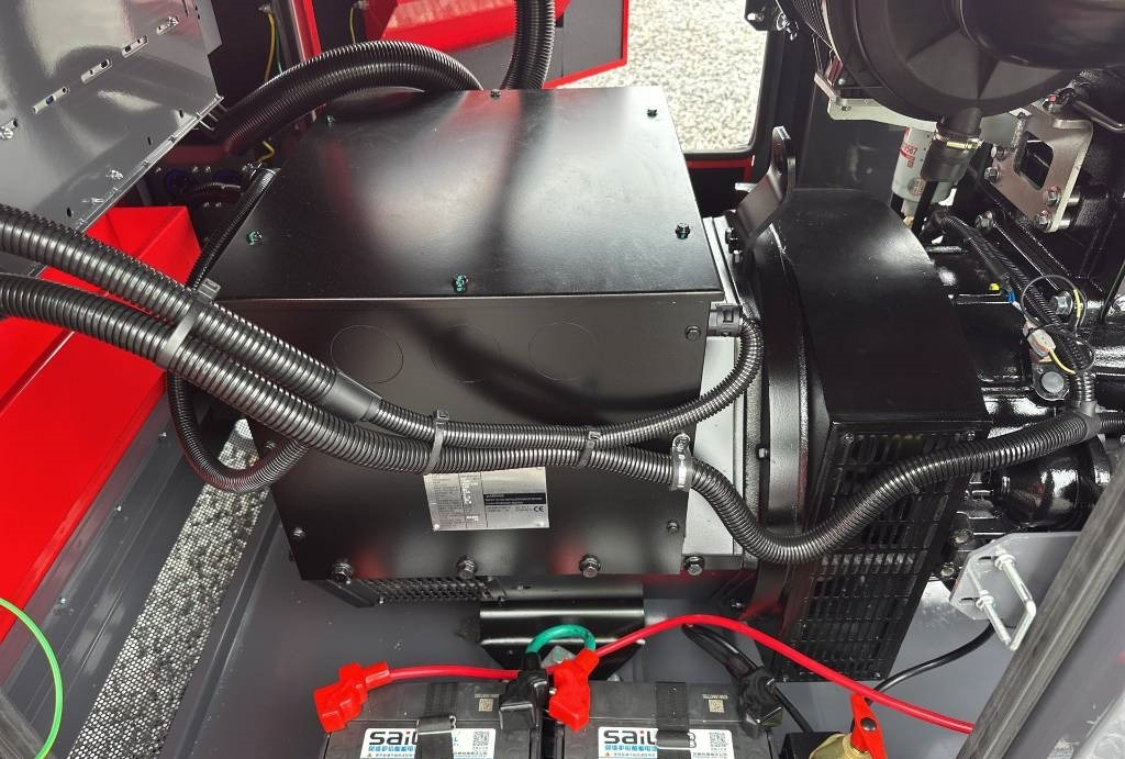 Ashita LG110 - Generaatorikomplekt: pilt 3 Ashita LG110 - Generaatorikomplekt: pilt 3