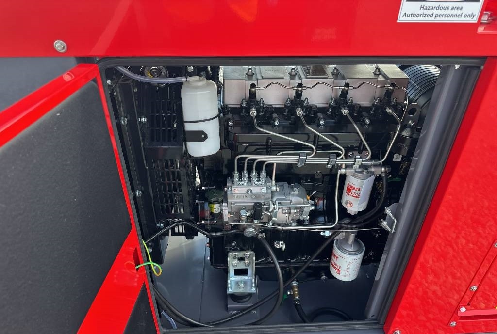 Ashita LG50 - Generaatorikomplekt: pilt 3 Ashita LG50 - Generaatorikomplekt: pilt 3