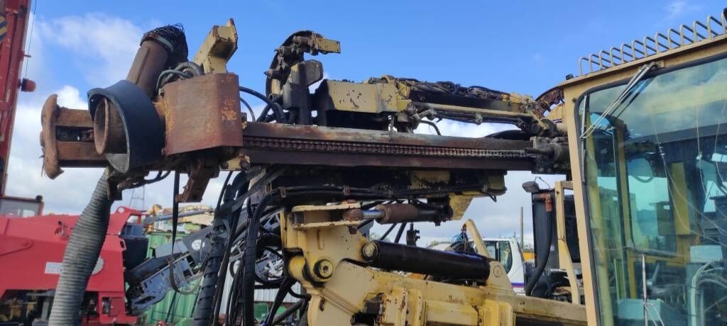 Atlas Copco ROC 812 Atlas Copco ROC 812 - Puurimisplatvorm: pilt 5 Atlas Copco ROC 812 Atlas Copco ROC 812 - Puurimisplatvorm: pilt 5