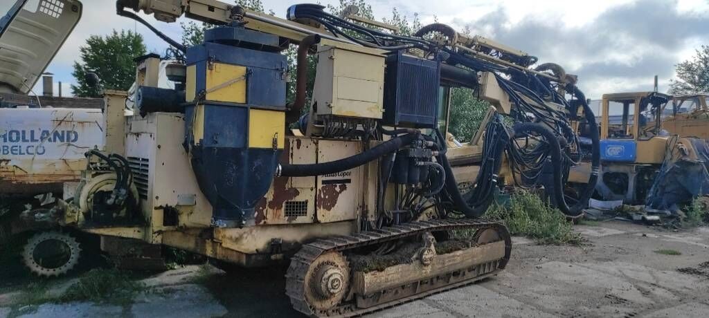 Atlas Copco ROC 812 Atlas Copco ROC 812 - Puurimisplatvorm: pilt 3 Atlas Copco ROC 812 Atlas Copco ROC 812 - Puurimisplatvorm: pilt 3
