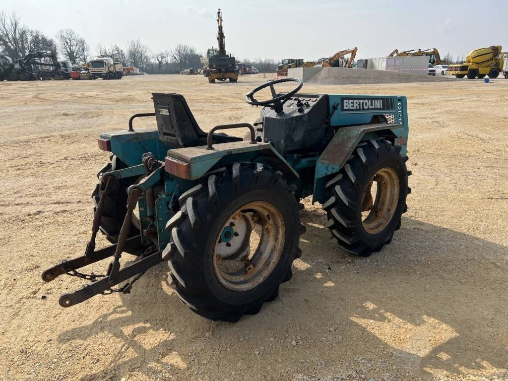 Bertolini 2033 - Traktor: pilt 3 Bertolini 2033 - Traktor: pilt 3