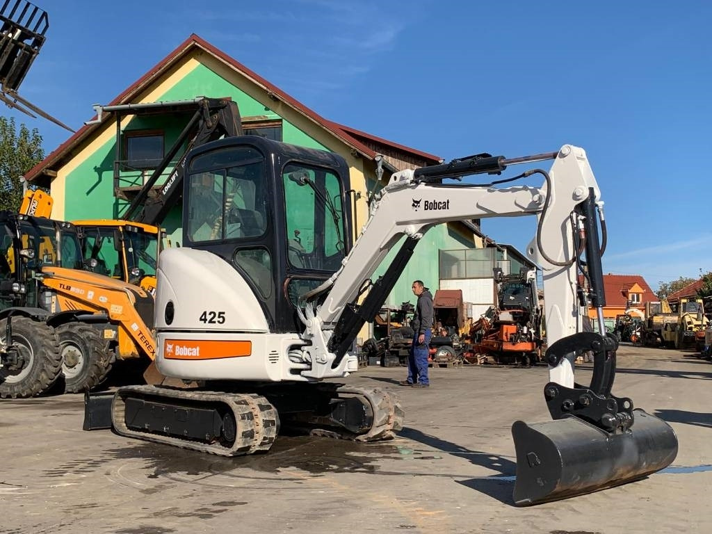 Bobcat 425 - Miniekskavaator: pilt 1 Bobcat 425 - Miniekskavaator: pilt 1
