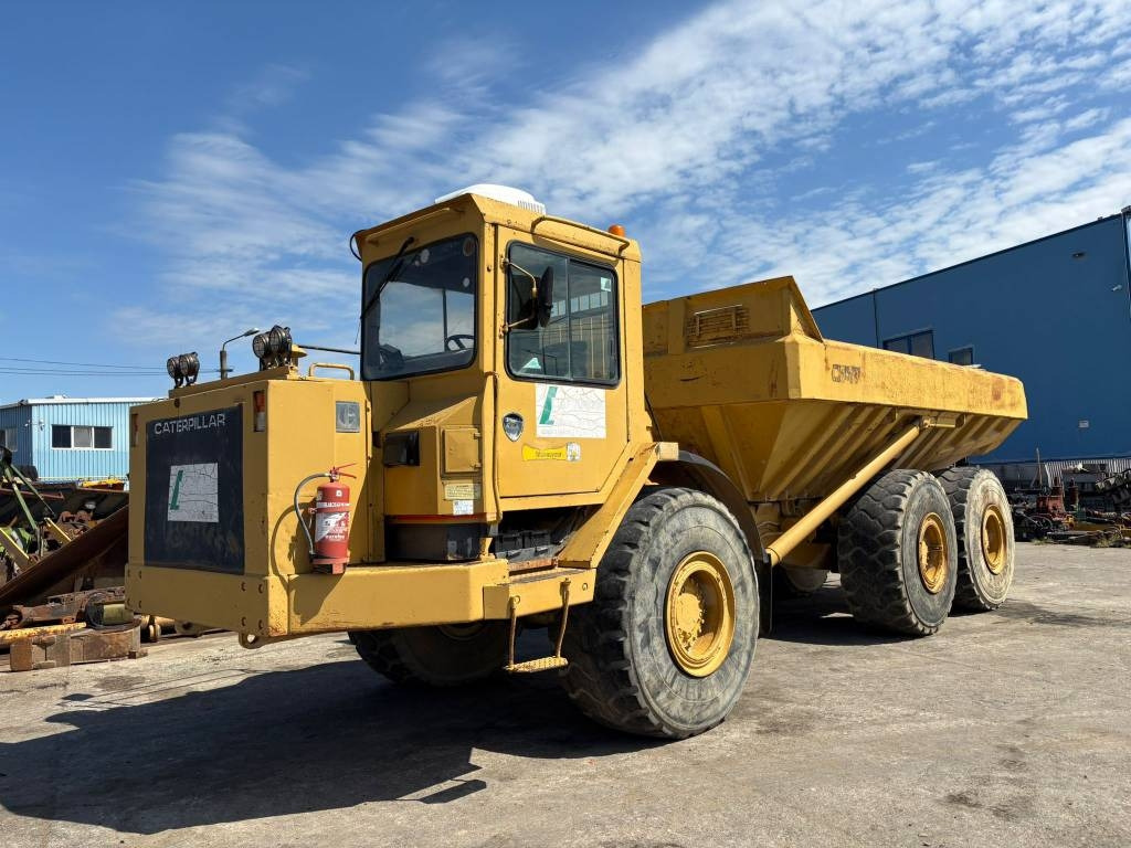 CAT D 350 C - Liigendkallur: pilt 1 CAT D 350 C - Liigendkallur: pilt 1