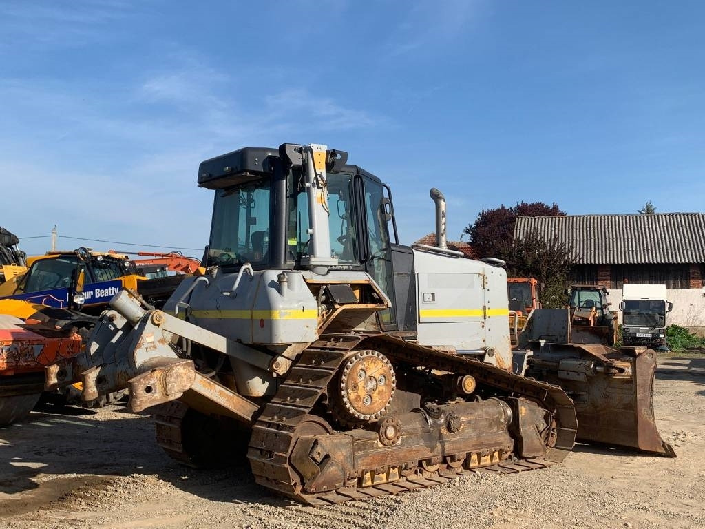CAT D 6 N - Buldooser: pilt 4 CAT D 6 N - Buldooser: pilt 4