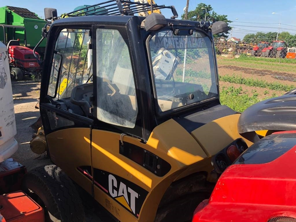 CAT TH 220 B FOR PARTS - Teleskooplaadur: pilt 2 CAT TH 220 B FOR PARTS - Teleskooplaadur: pilt 2