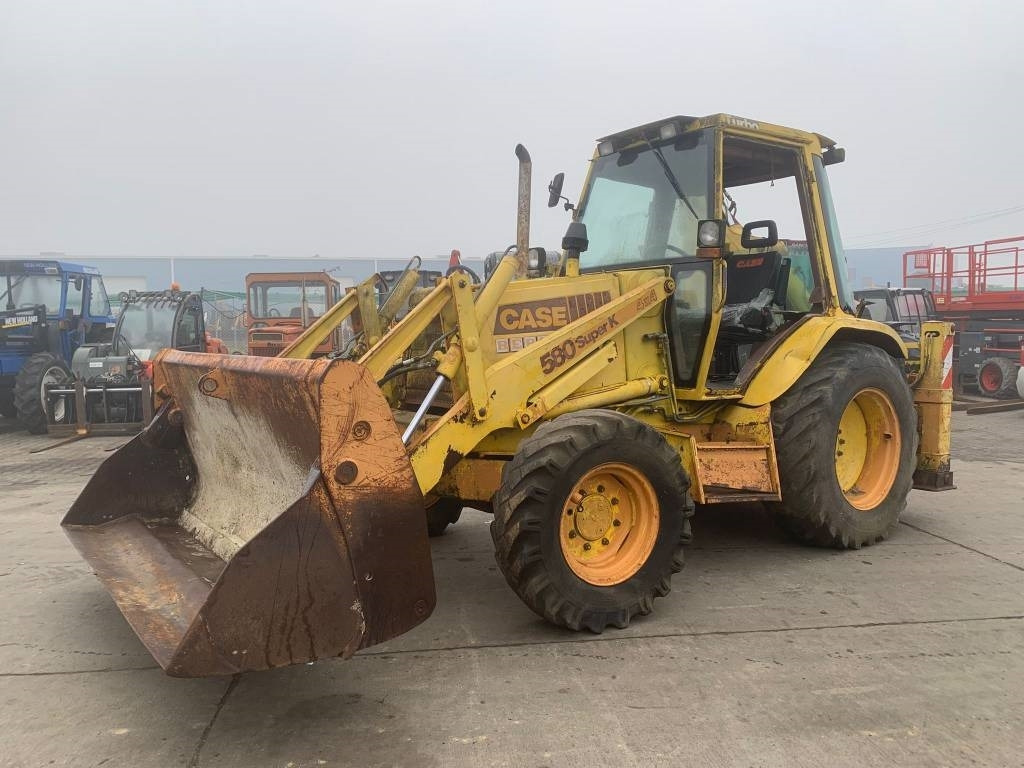 Case 580 K - Ekskavaator-laadur: pilt 2 Case 580 K - Ekskavaator-laadur: pilt 2