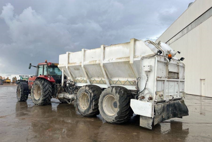 Case IH 7240 - Traktor: pilt 2 Case IH 7240 - Traktor: pilt 2