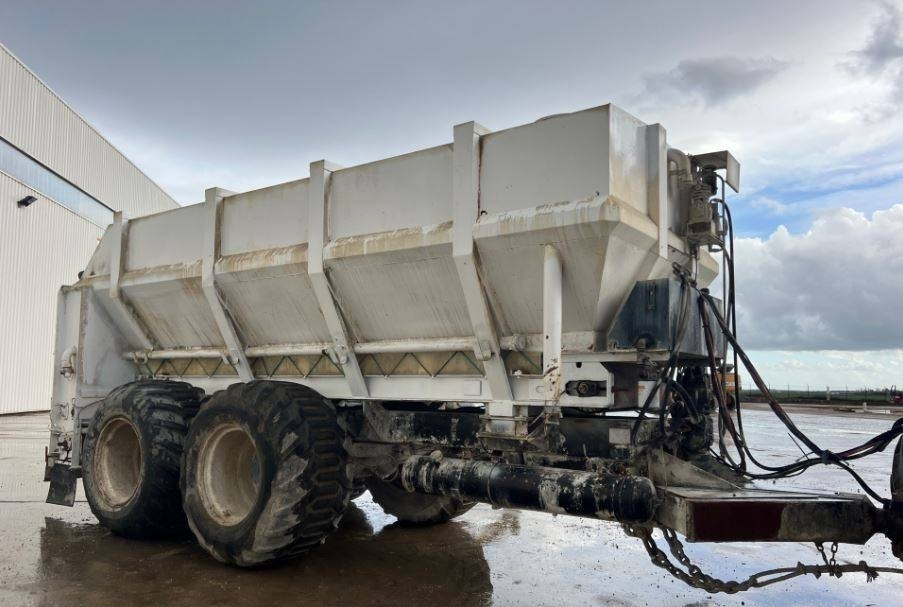 Case IH 7240 - Traktor: pilt 4 Case IH 7240 - Traktor: pilt 4