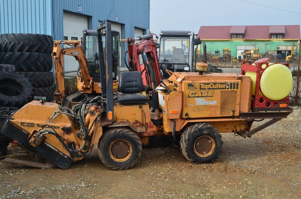 Case TC220 - Asfaldimasin: pilt 1 Case TC220 - Asfaldimasin: pilt 1