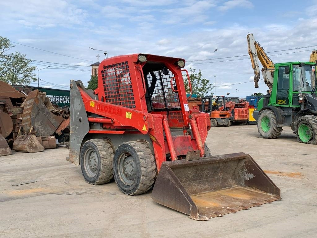 Gehl SL3840SX - Kompaktlaadur: pilt 4 Gehl SL3840SX - Kompaktlaadur: pilt 4